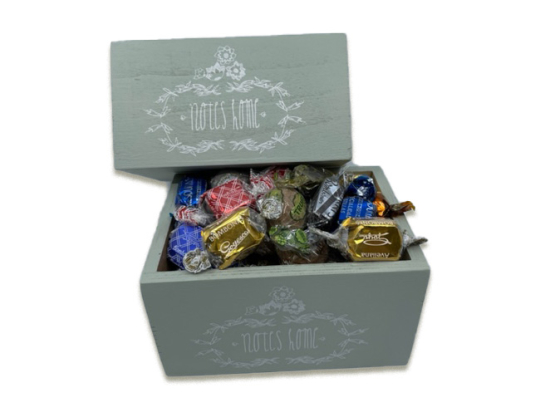 Caja Compart. Verde/ Surtido Trufas y Bombones